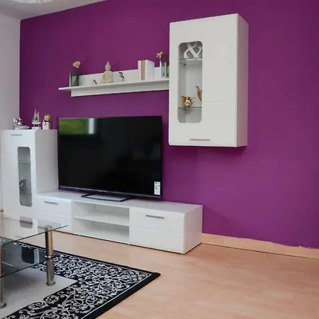 Appartement Beautiful On The Edge Of The Forest Near Stuttgart Airport
