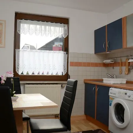 Appartement Beautiful On The Edge Of The Forest Near Stuttgart Airport *
